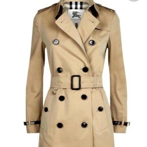 +++  Authentic Burberry of London Trench Coat